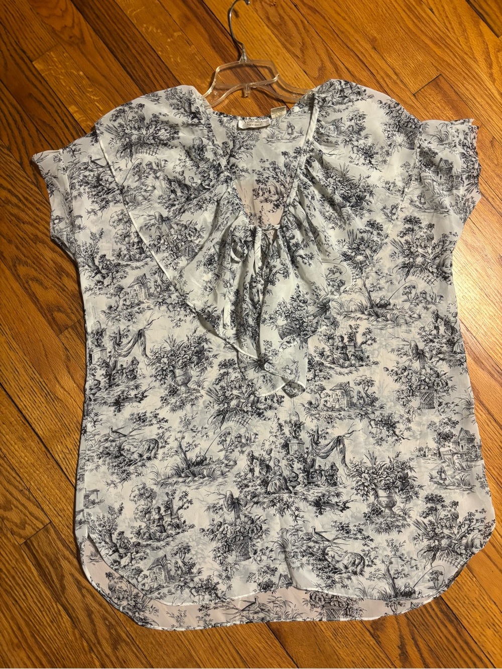 Victoria's Secret Gold Label Vintage Nightgown - Picture 6 of 9